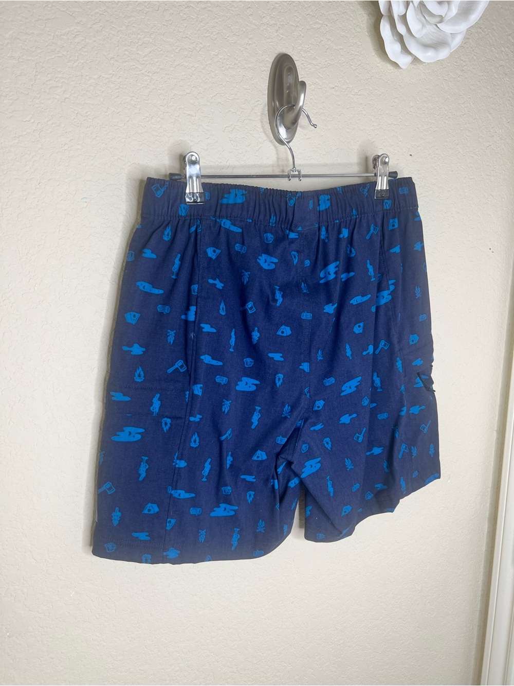 The North Face Class V Belted Shorts FlashDry Camp Print Blue NWT Size Small - Picture 13 of 13